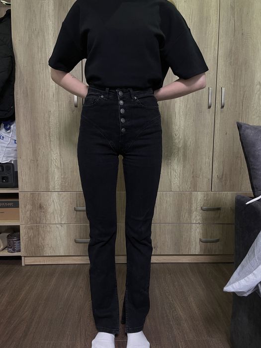 Чорні джинси клеш