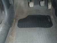 wykładzina dywan podłoga bagażnika  opel corsa b 3d