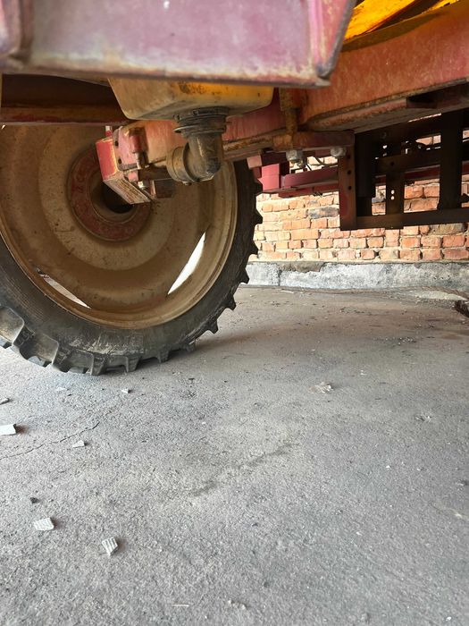 Обприскувач причіпний Hardi (18 м.)