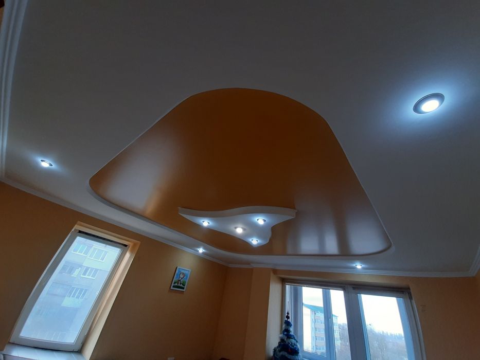 Натяжні Стелі Рівне