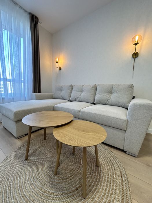 Квартира з сучасним ремонтом біля набержної! Без комісії!