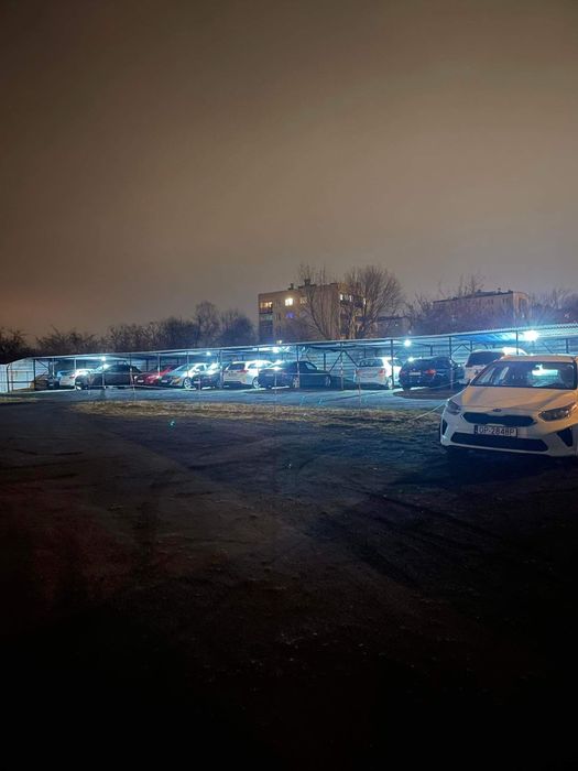 Najem miejsca parkingowego parking strzeżony