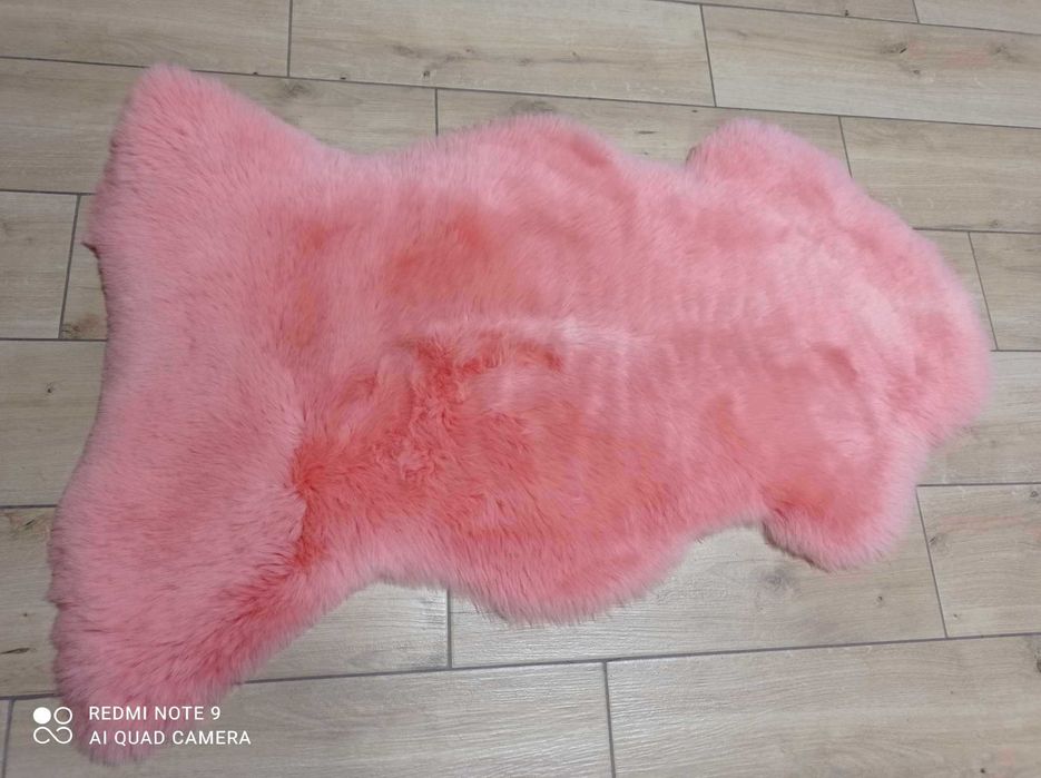 Dywan SKÓRY OWCZE duże skóra owcza różowa farbowana