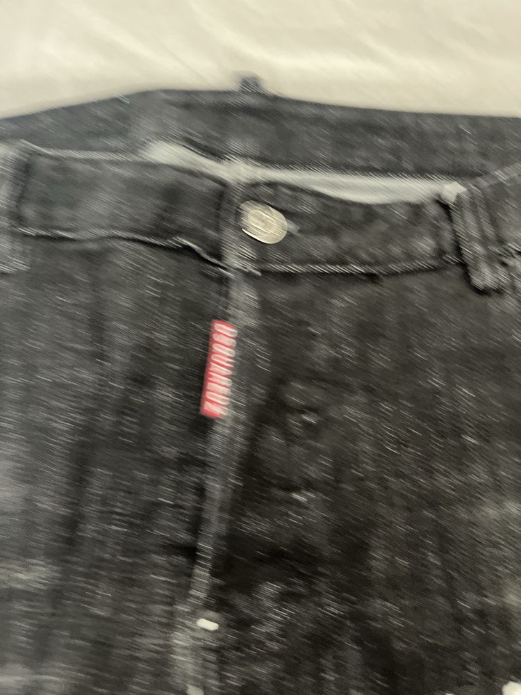 Calca Dsquared2 preta