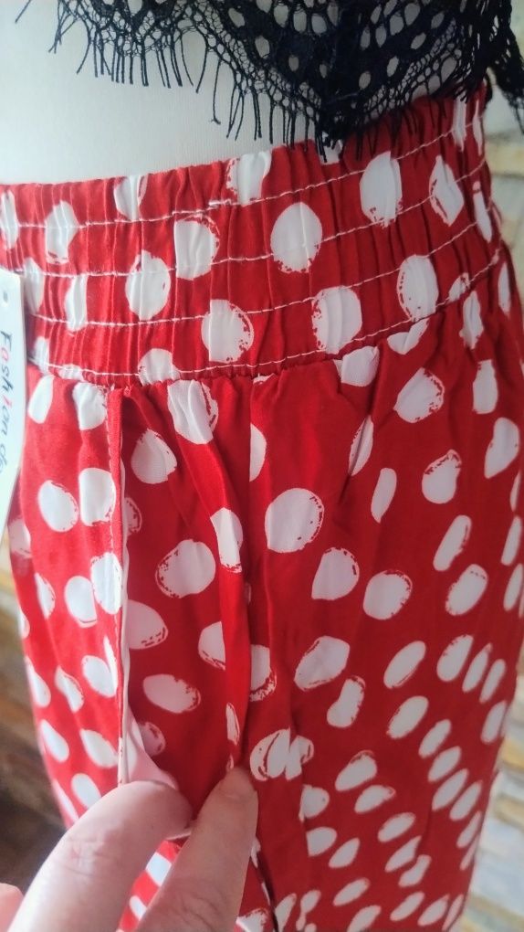 Nowe szorty w kropki groszki lekkie przewiewne rozmiar L/XL