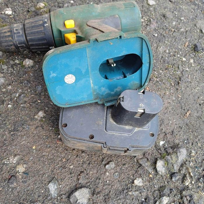 Шуруповерт акумуляторний перфоратор Зеніт Паяльна лампа газова Topex