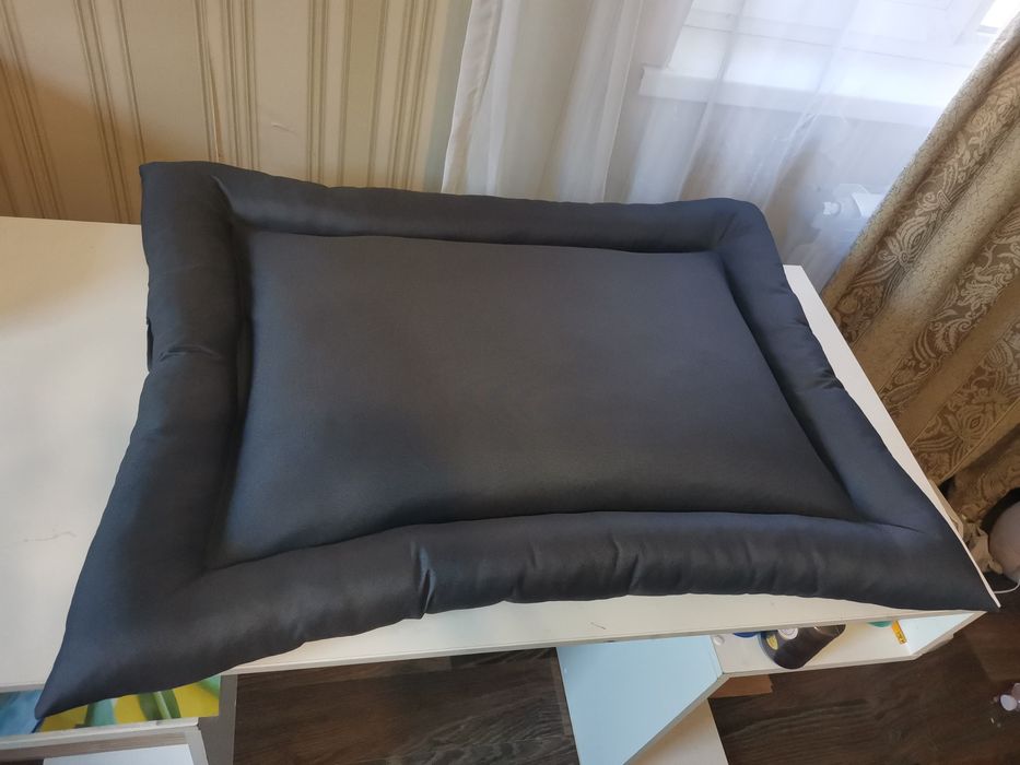 Лежанка для собак 95*73см