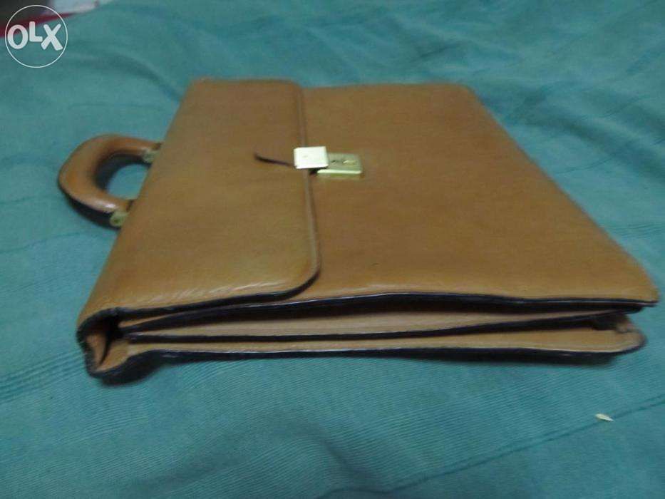 Портфель кожаный новый Европа.