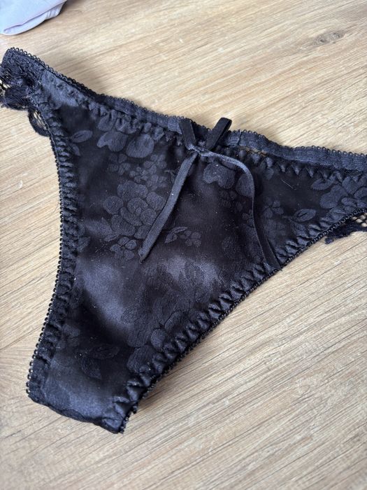 Zestaw 15 majtek Victoria’s Secret VS