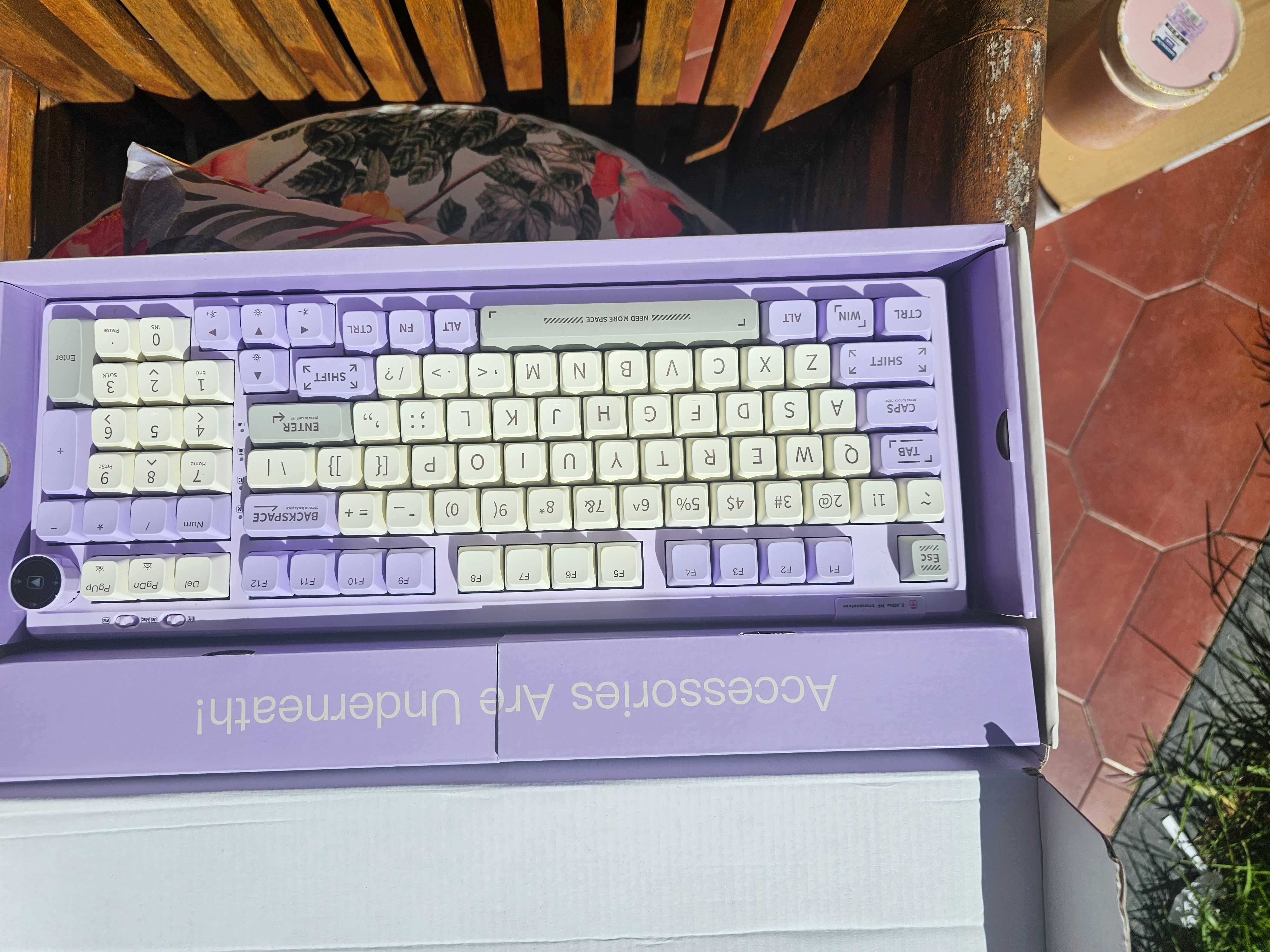 Teclado mecanico RT100 roxo
