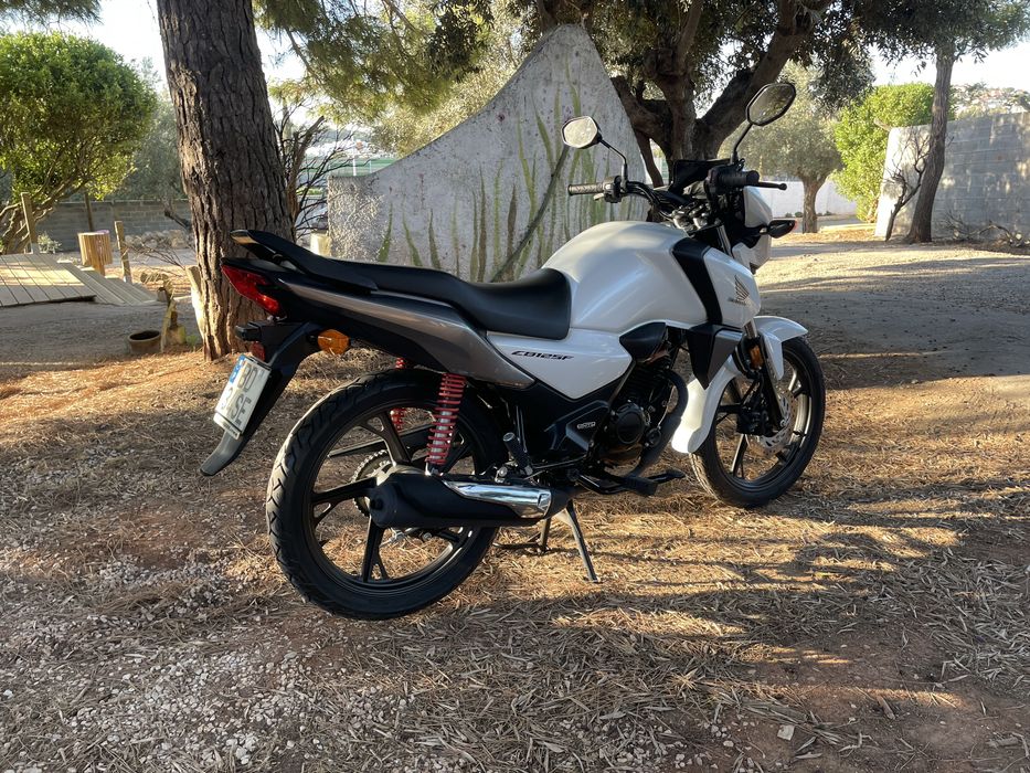 Honda CB125f 7000km 23’
