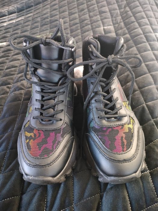 Buty przejściowe dziewczęce