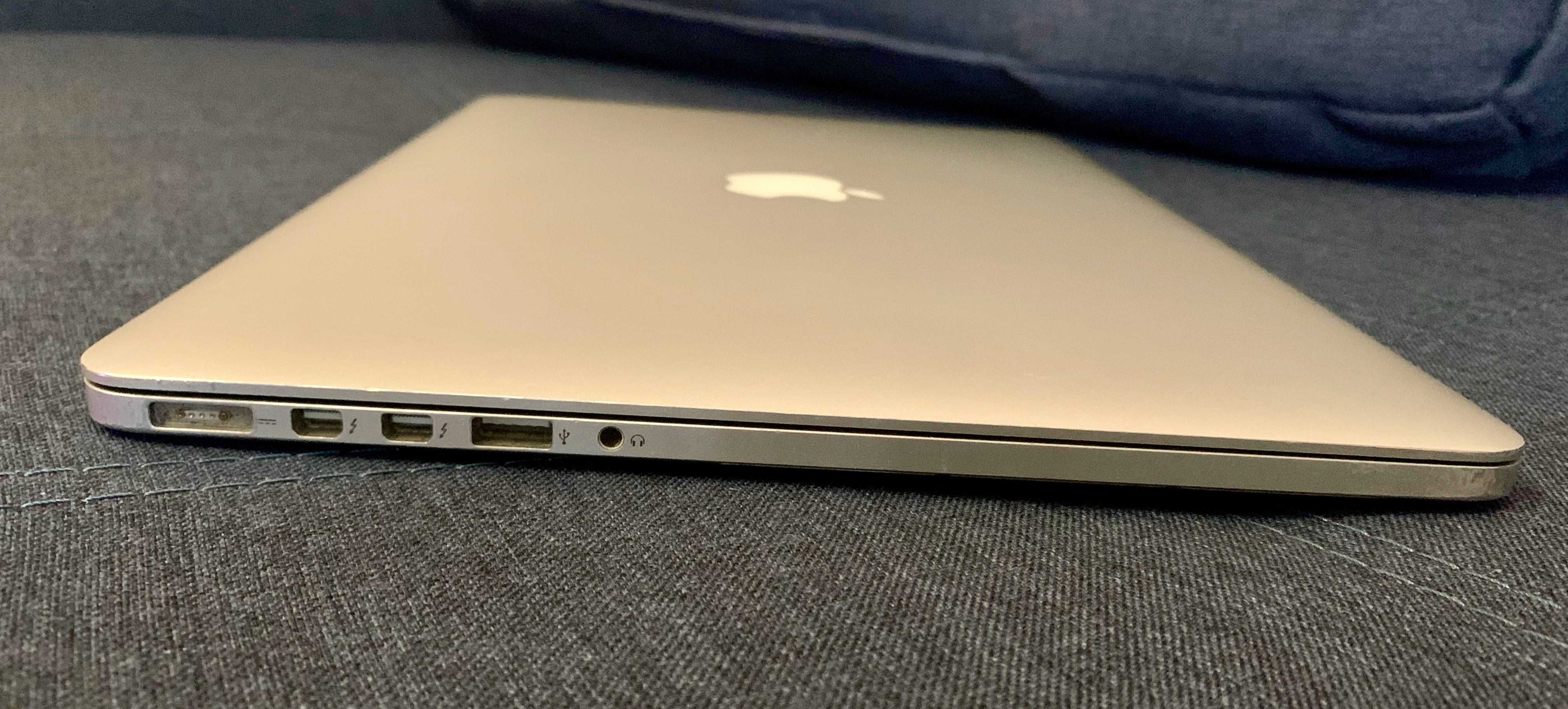 Macbook Pro 15 Retina 2012  8 / 500 повний завод комплект Батарея 100%