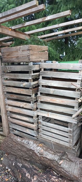 Skrzynki drewniane stare palety deski i kartony na opał oddam za darmo