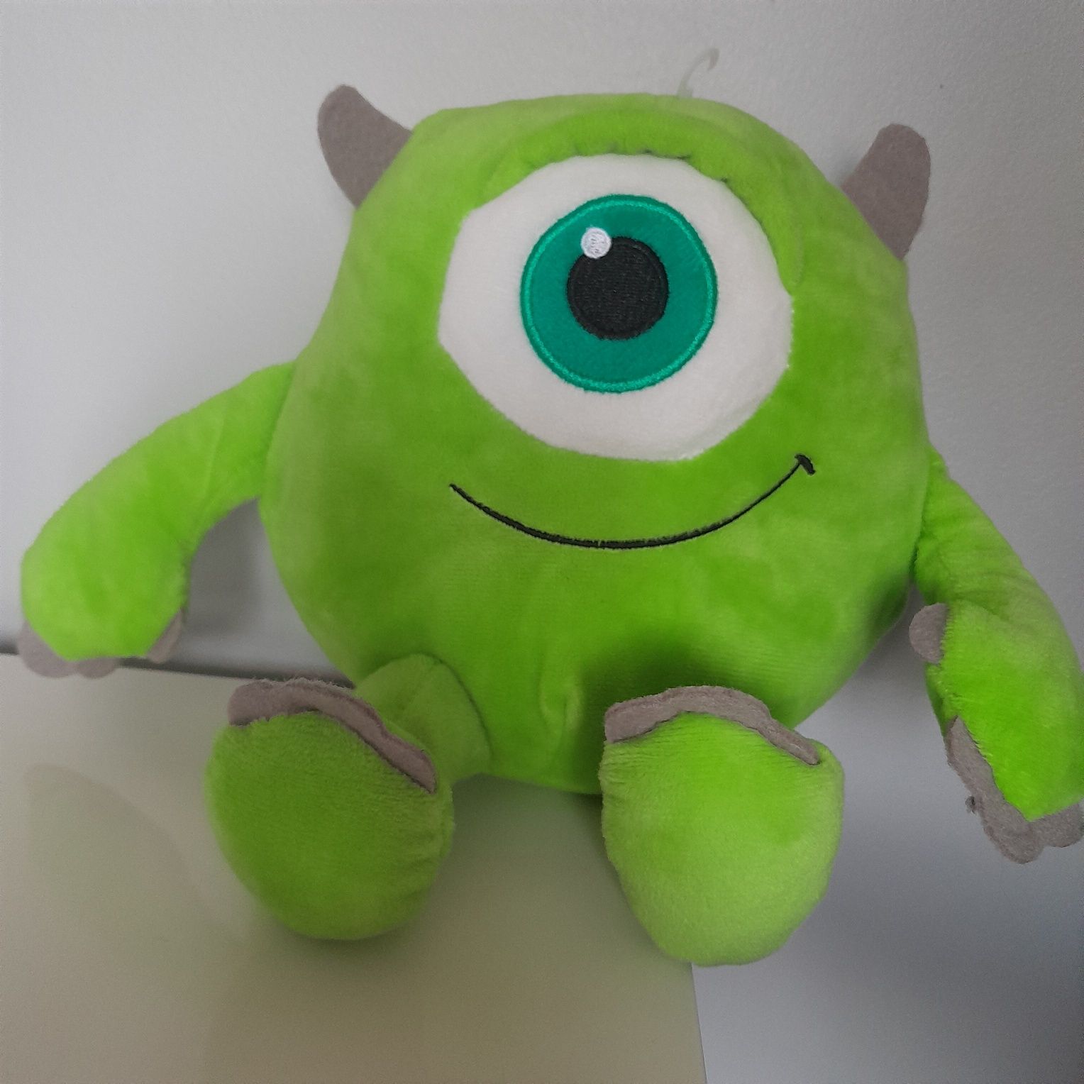 Mike Wazowski Nowy pluszak Potwory i Spółka