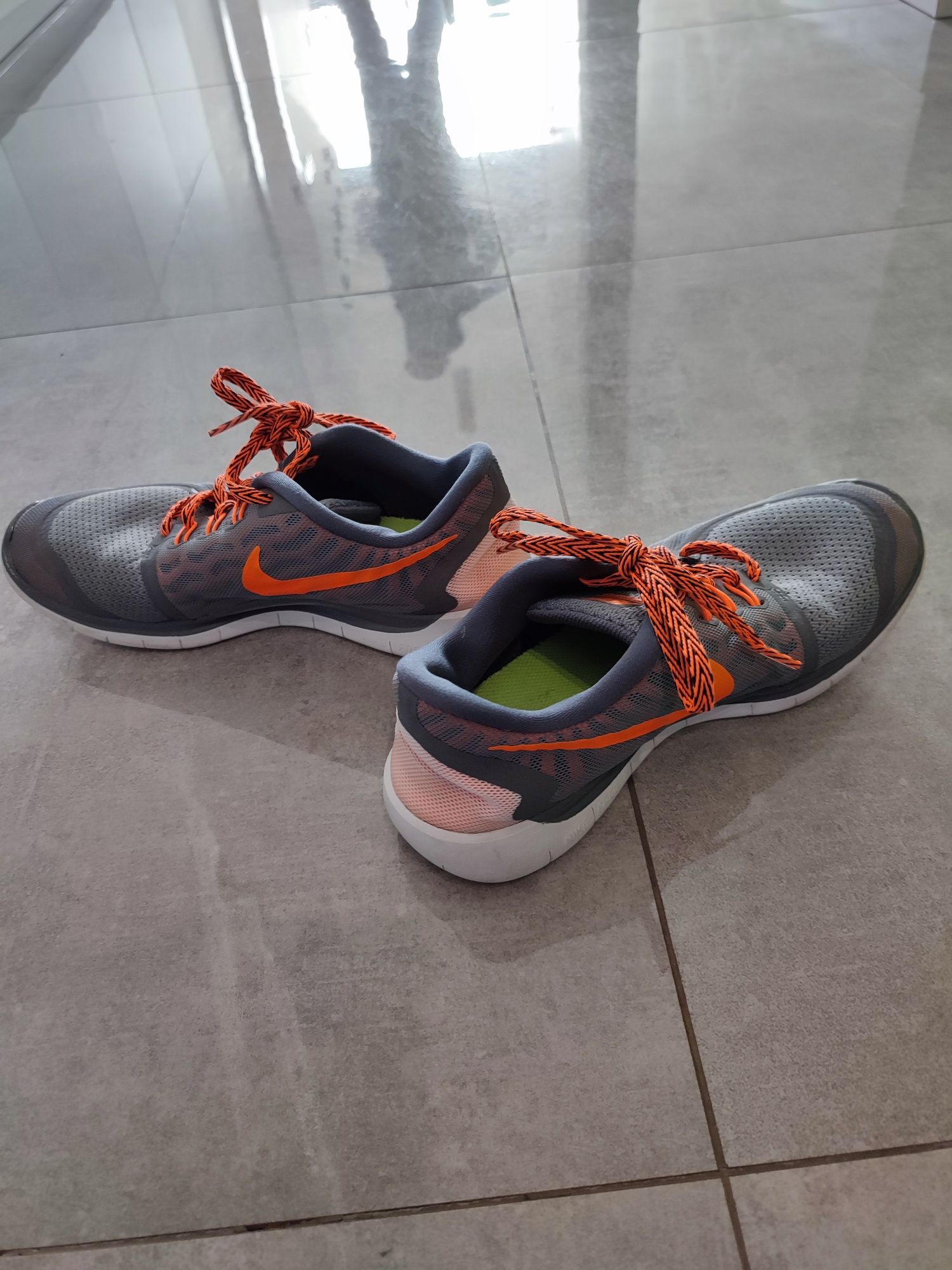 Buty Nike bardzo lekkie