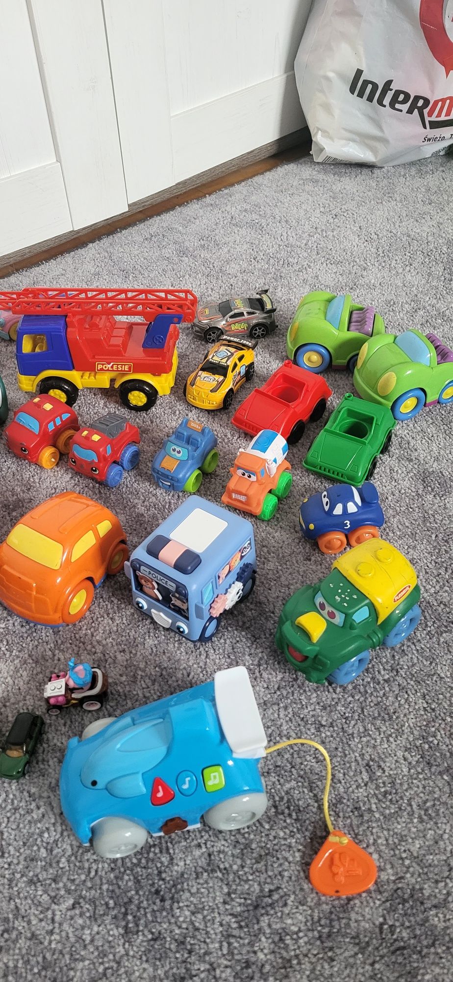 Zestaw dla chłopca wóz strażacki chicco tonka zabawki auta