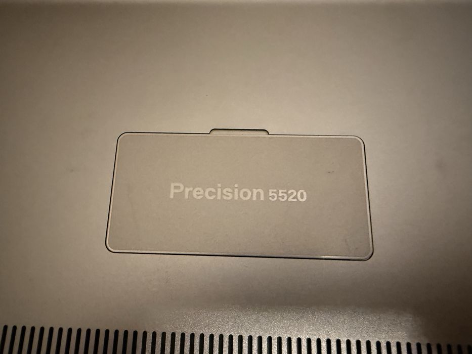 Dell Precision 5520 i7 2.9GHz Nvidia M1200