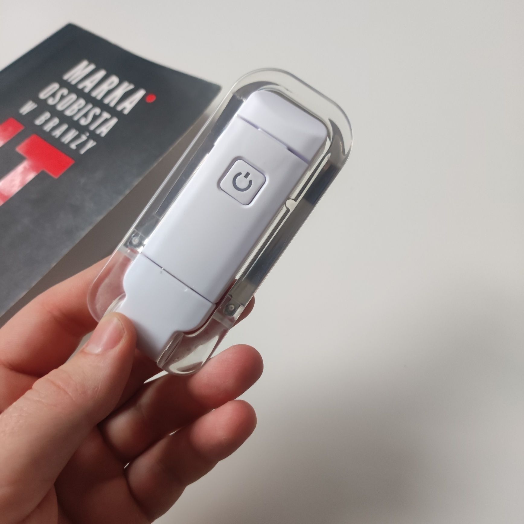 Lampka do czytania książek, zaciskowa LED z akumulatorem