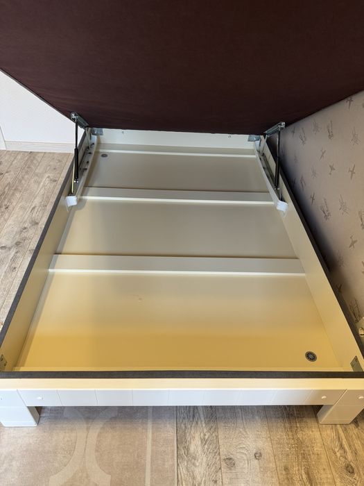 Кровать, ортопед матрас, ukrizra mebel 1,4*2м