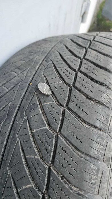 Goodyear UltraGrip Wrangler 255/50/19 комплект 4тыс.грн