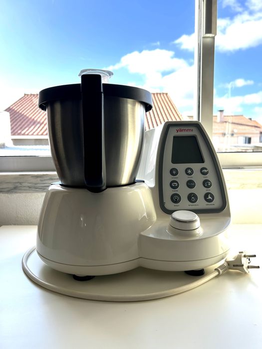 Robô de Cozinha YÄMMI 2 Upgrade com 9 Acessórios+Livro de Receitas+BI