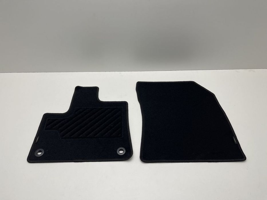 DYWANIKI WELUROWE OPEL COMBO E PRZÓD