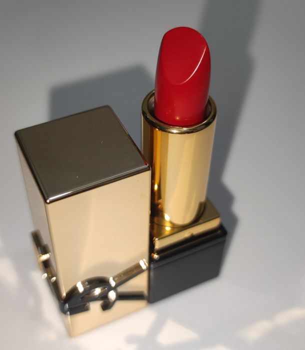 Batom Mini Yves Saint Laurent