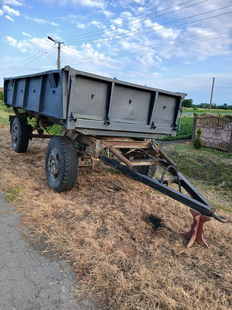 Причіп тракторний зіловский