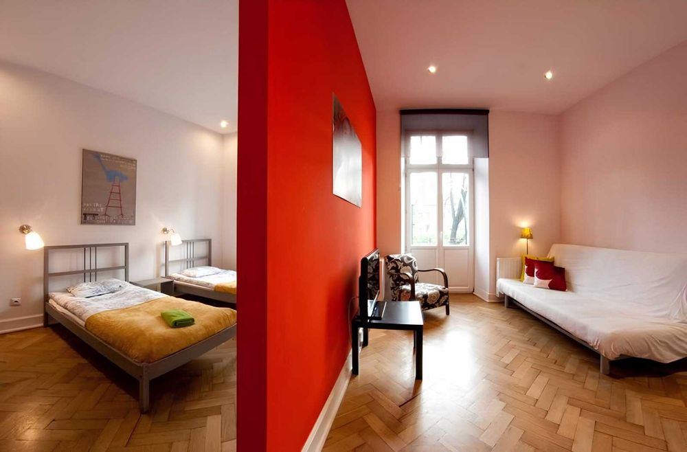 Wynajmę 2 pokojowe mieszkanie na starówce