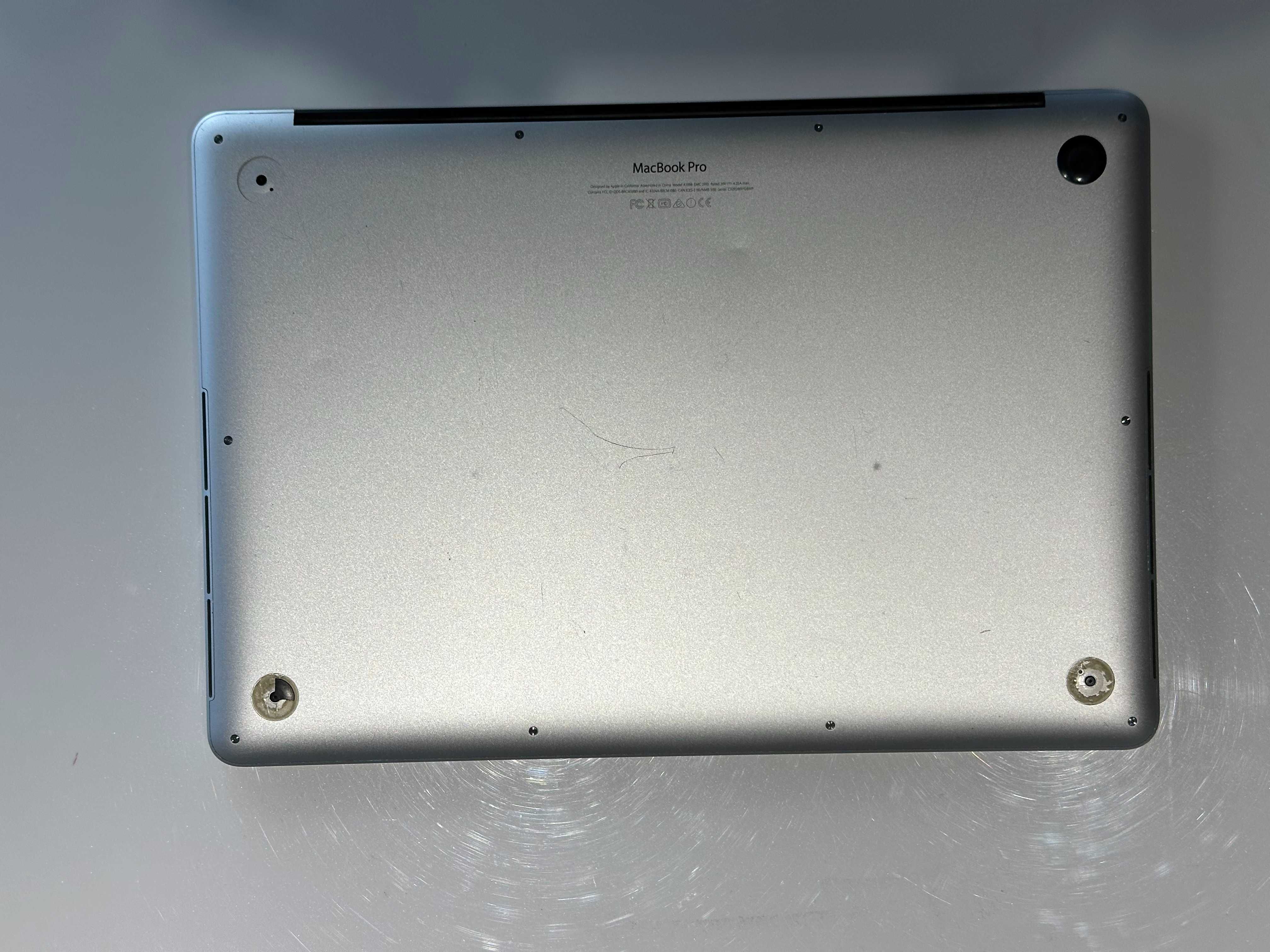 Б/в MacBook Pro 11,5 (дисплей Retina, 15 дюймів, середина 2015 р.)