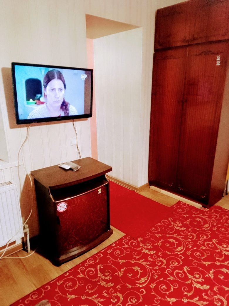 Посуточно 1 к.кв.Соборная/Макдональдс WI-FI, 2 кровати, докум, центр,