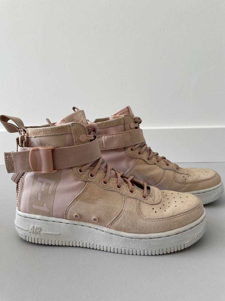 NIKE Sf Air Force 1 Mid Suede Sneaker - damskie