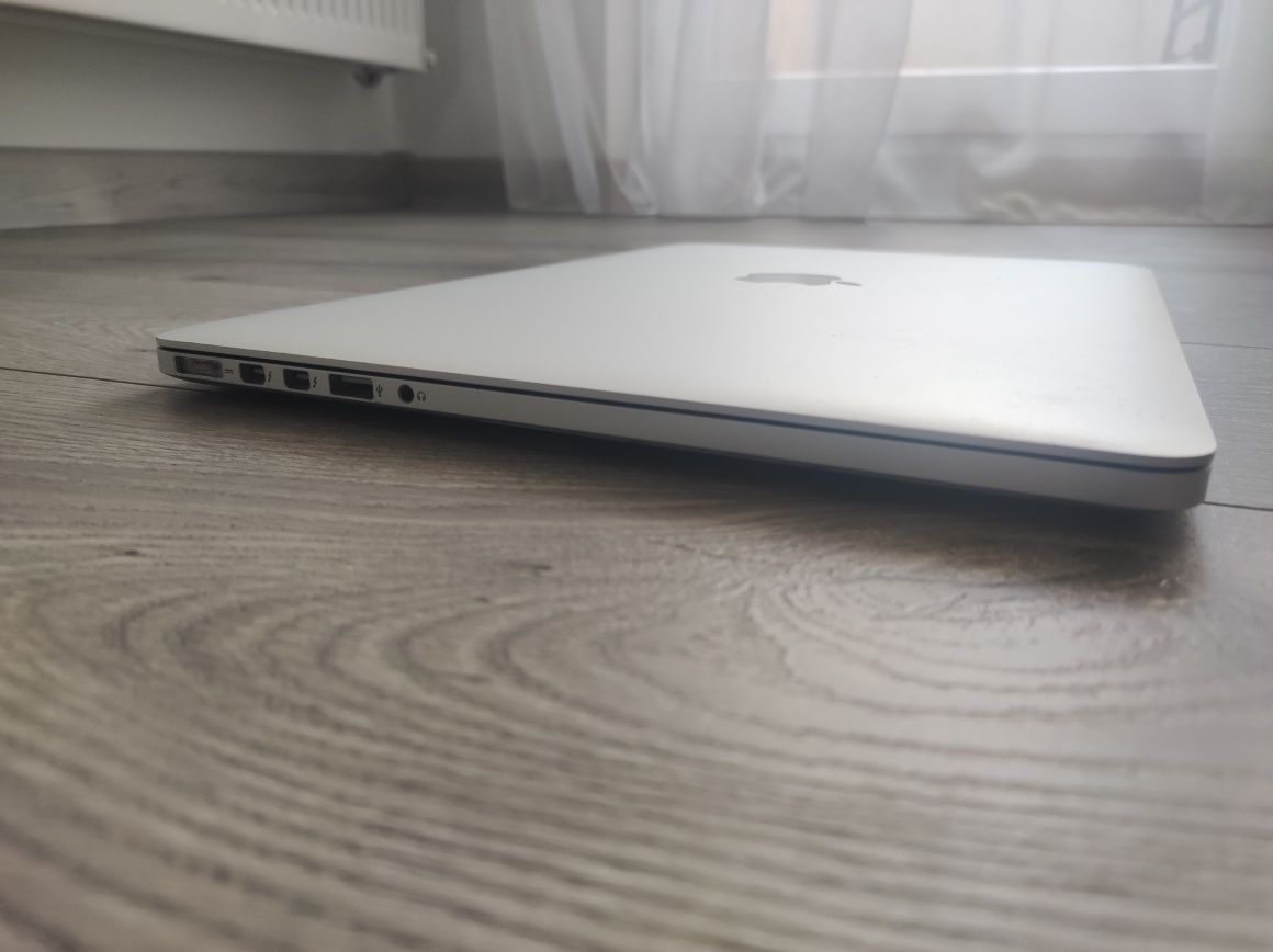 MacBook Pro 15" 2015 Retina | Ram 16 | SSD 256