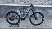 Bicicleta Cube stereo tm 140mm