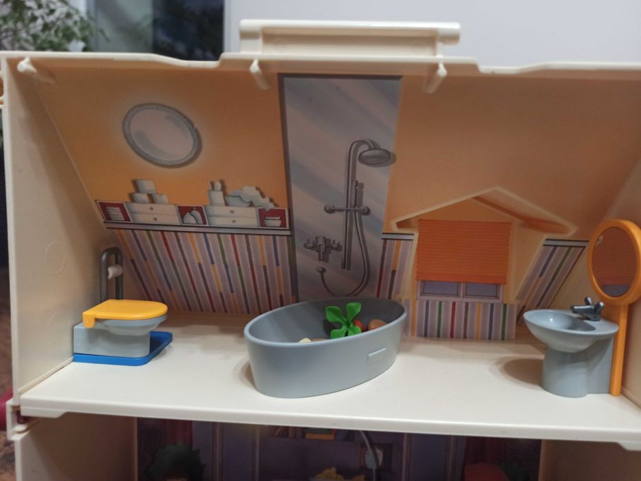 Playmobil domek z wyposażeniem