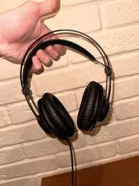 Навушники AKG K52