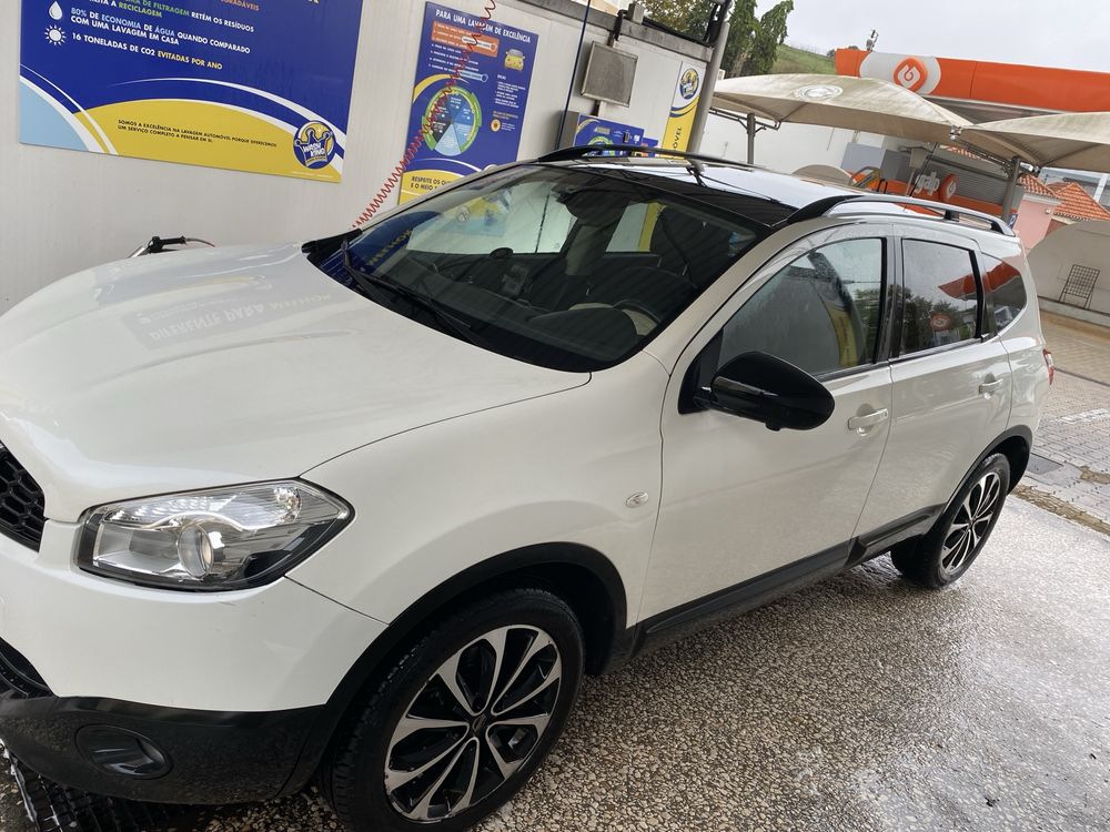 Nissan  Qashqai + 2 - 1.6 dCi Tekna Premium 18 360 S&S