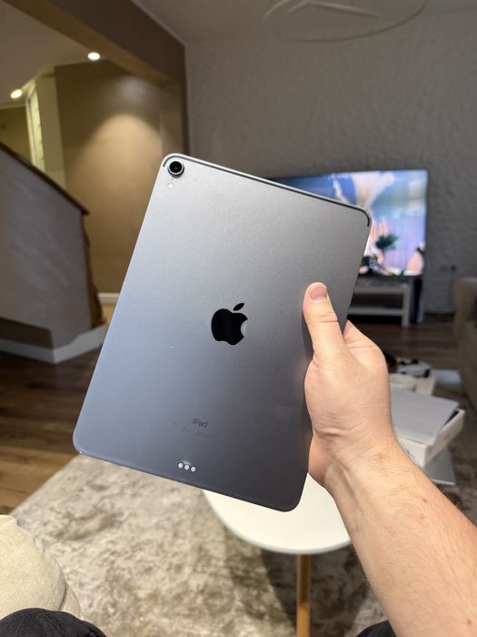 iPad Pro 11 64 Gb 1 gen wifi 2018