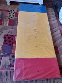 Materac , 190cm x80  , kolorowy: zolty,czerwony, niebieski