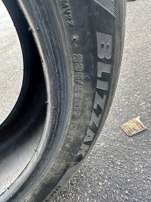 Резина зимня 235-55-R19 BRIDGESTONE BLIZZAK