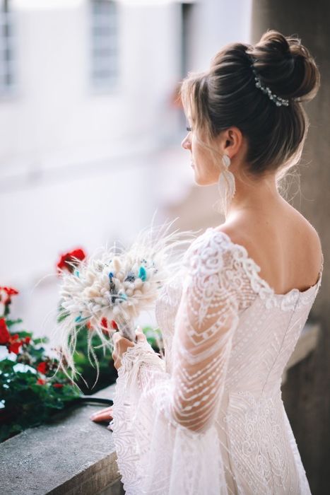 Продам весільну сукню.