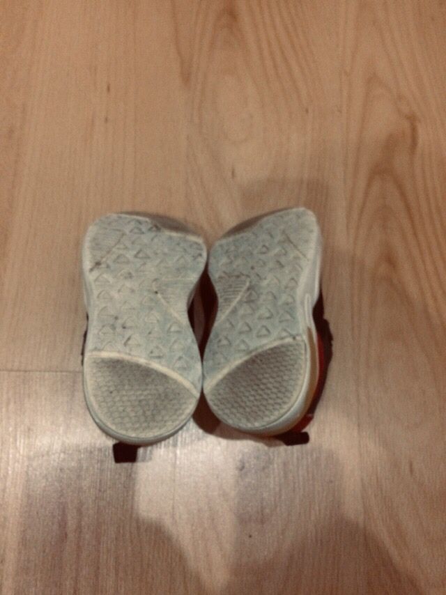 Tenis n 26 da Zippy