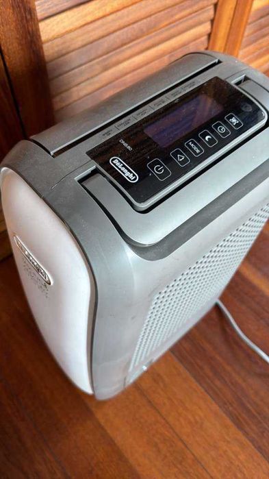 Desumificador Delonghi dns80, usado por uma semana