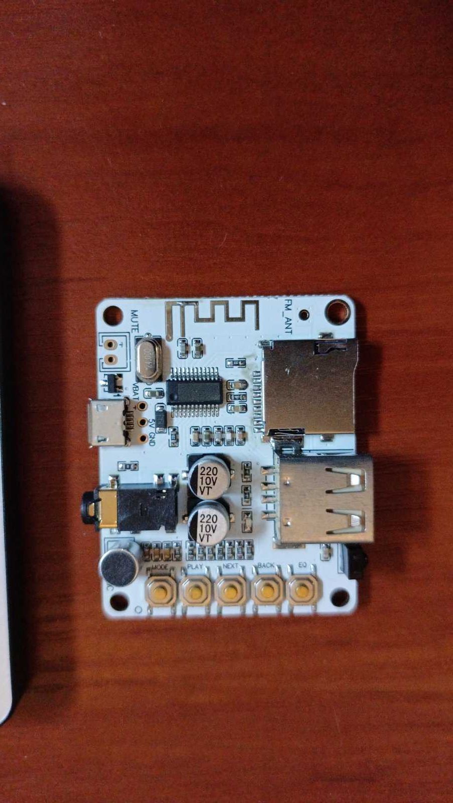 Bluethooth блютуз MP3 модуль USB, SD, кнопки, микрофон, радиоприемник
