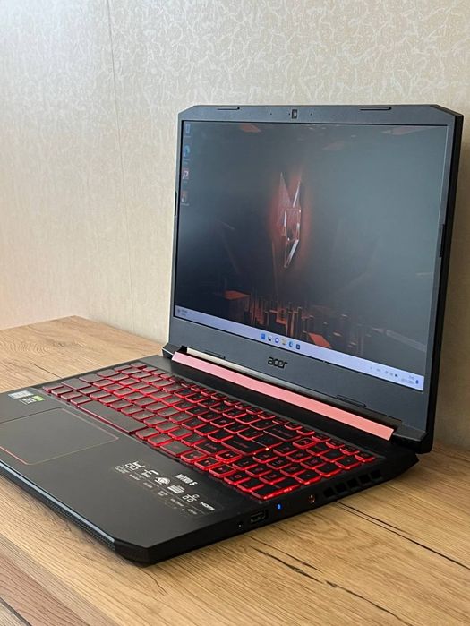 Acer Nitro RTX 2060 (6 GB) | i7-9750H | 16/512GB | 144Hz  | Win 11 Pro