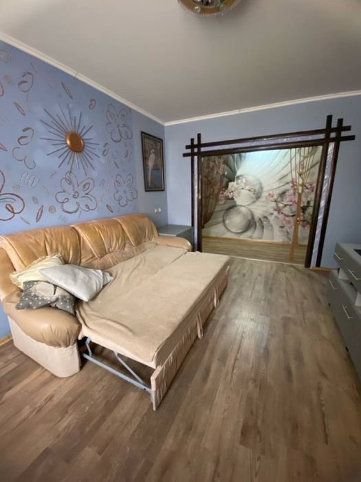 Оренда 3к.кв на вул. Заливна