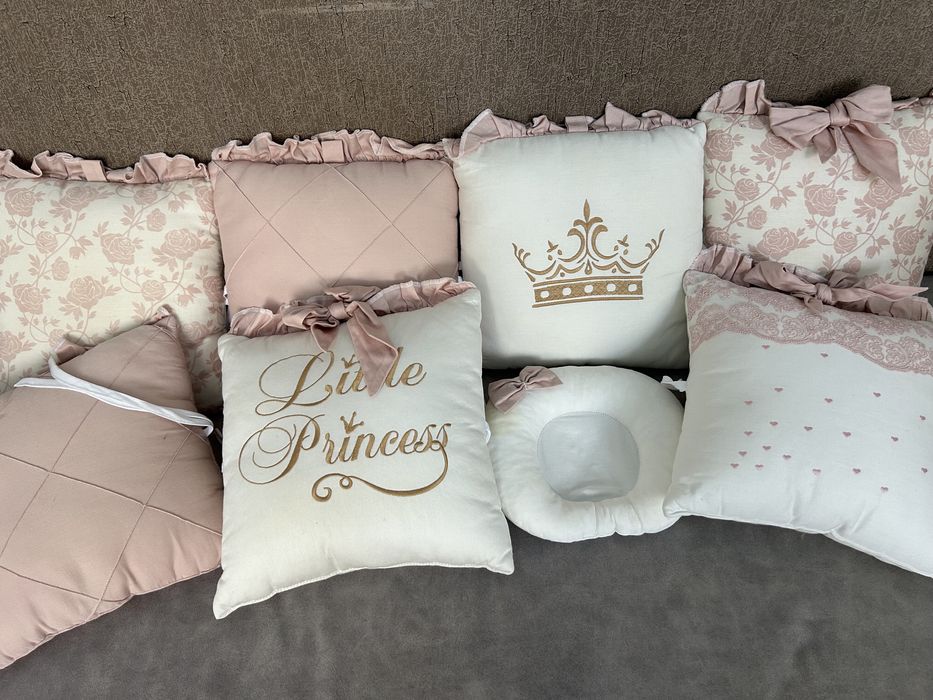 Бортики, подушки у дитяче ліжко , 7 шт+балдахін