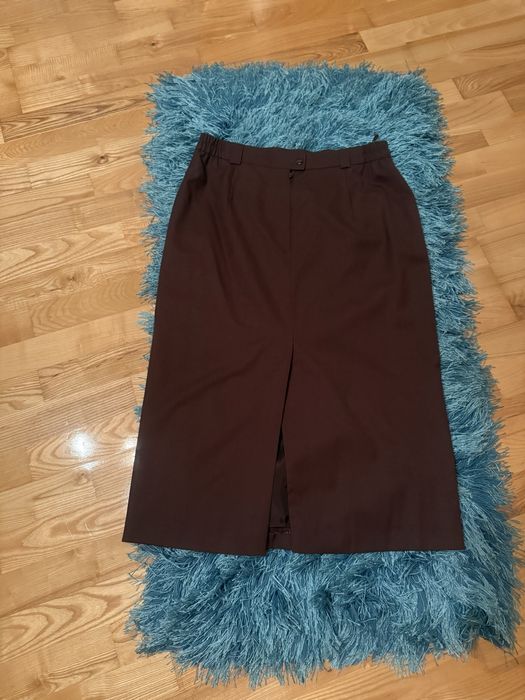 Elegancka spodnica materiałowa