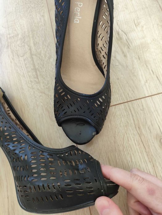 Buty na obcasie r 38